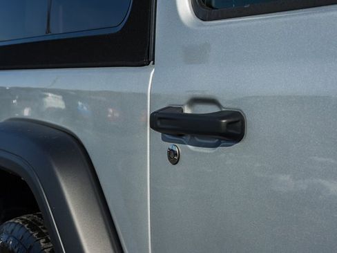 Used 2024 Jeep Wrangler Sport image 16