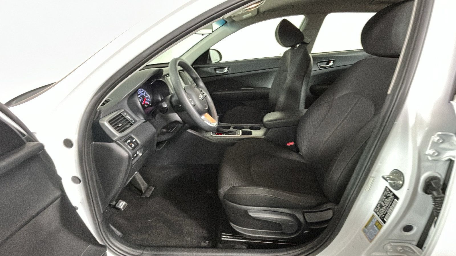 Used 2020 Kia Optima LX FWD image 14