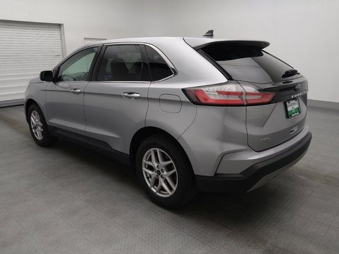 Used 2023 Ford Edge SEL image 3