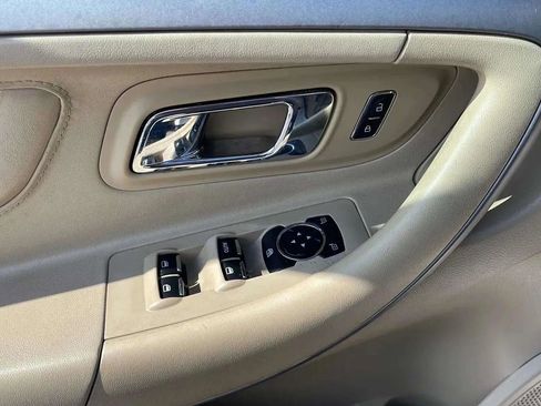 Used 2015 Ford Taurus SEL w/ Equipment Group 201A image 12