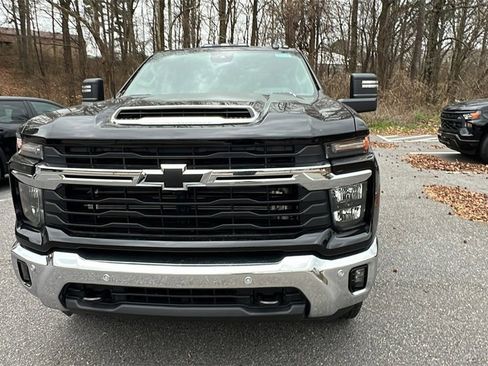 New 2026 Chevrolet Silverado 3500 LT w/ All Star Edition image 2