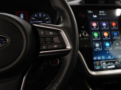 Used 2023 Subaru Outback Limited image 23