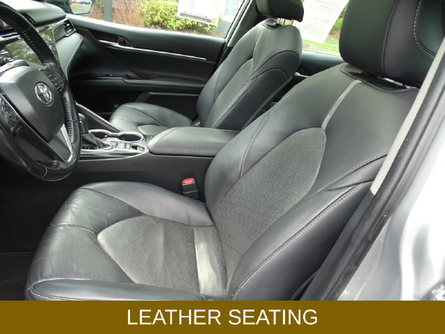 Used 2019 Toyota Camry XSE w/ Driver Assist Package FWD image 3