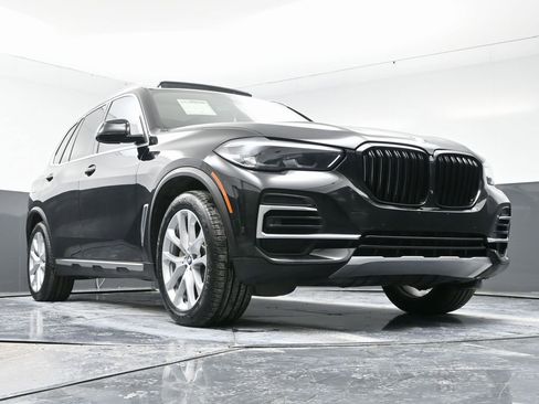 Used 2023 BMW X5 xDrive40i w/ Parking Assistance Package AWD/4WD image 55