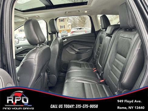 Used 2018 Ford Escape Titanium w/ Ford Safe & Smart Package image 30