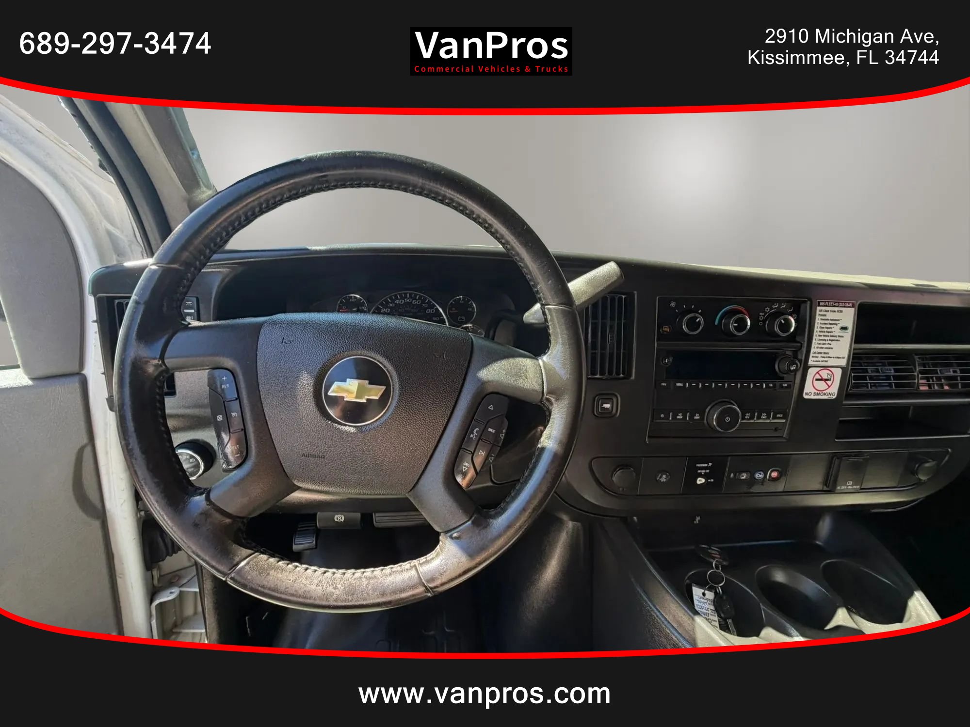 Used 2022 Chevrolet Express 2500 w/ Driver Convenience Package RWD image 10