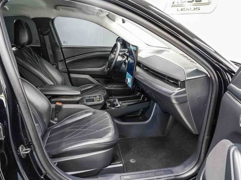Used 2025 Ford Mustang Mach-E Select RWD image 16