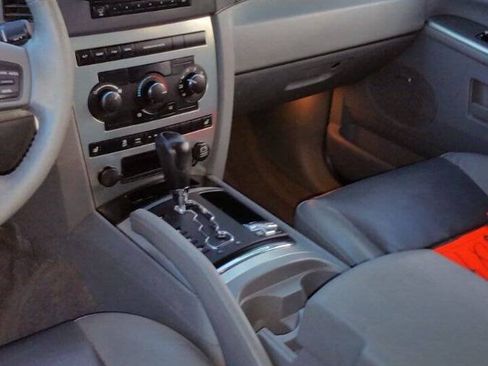 Used 2007 Jeep Grand Cherokee Laredo AWD/4WD image 18