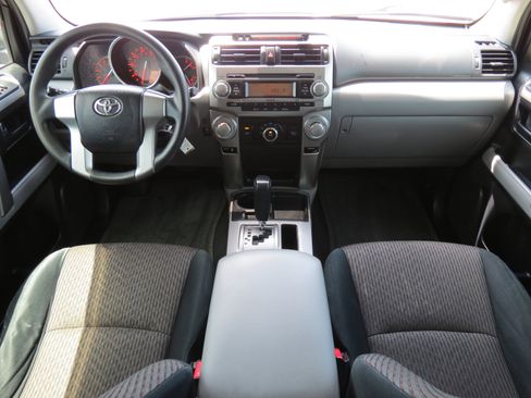 Used 2011 Toyota 4Runner SR5 RWD image 11