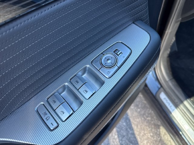 Used 2023 Hyundai Palisade Calligraphy AWD/4WD image 11