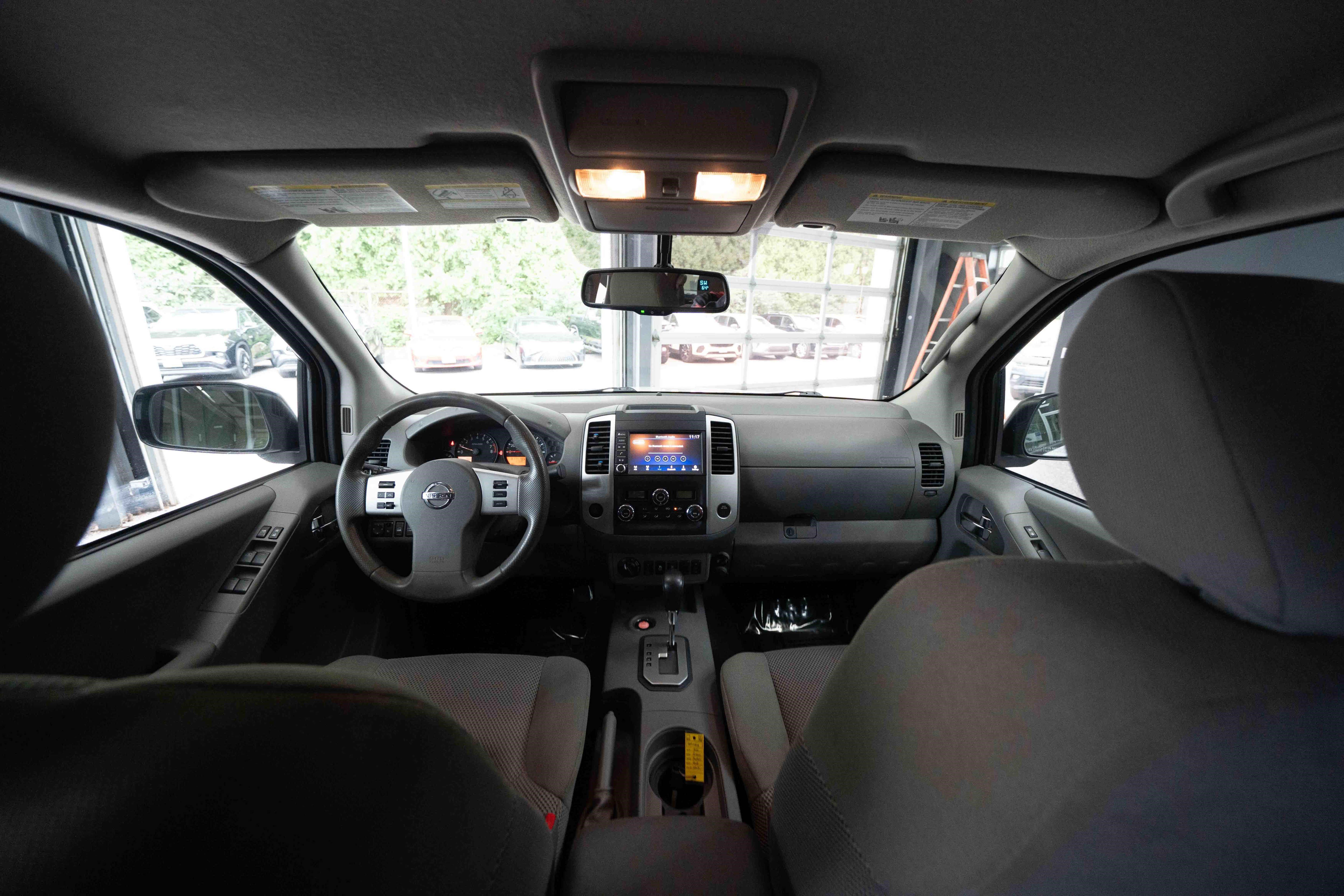 Used 2020 Nissan Frontier SV AWD/4WD image 19