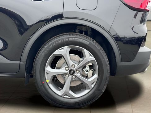 New 2026 Ford Escape ST-Line w/ Tech Pack #1 FWD image 39