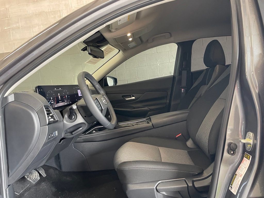 Certified 2026 Nissan Sentra SV w/ SV Convenience Package FWD image 10