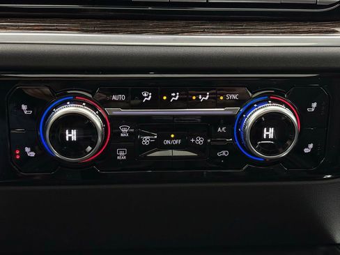 New 2026 GMC Sierra 1500 Elevation w/ Elevation Premium Package image 26