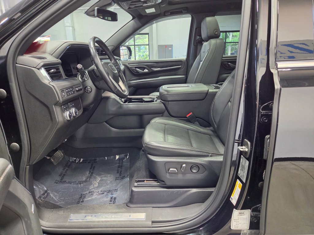 Used 2022 GMC Yukon XL Denali AWD/4WD image 31