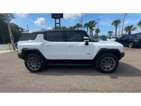 Used 2025 GMC Hummer EV 3X AWD/4WD image 9