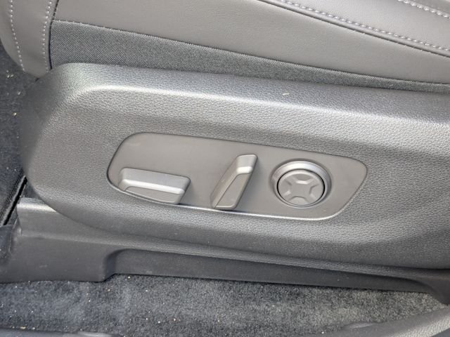 New 2026 Kia Carnival EX FWD image 19
