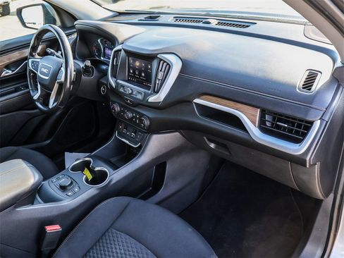 Used 2020 GMC Terrain SLE w/ Driver Convenience Package image 15