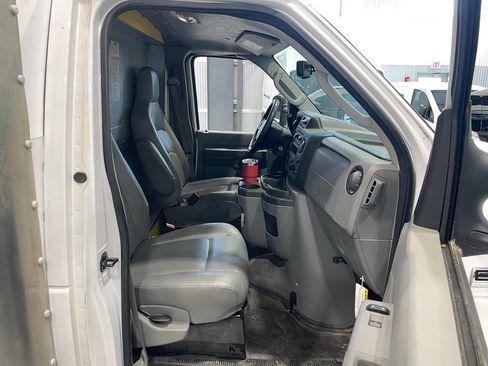 Used 2023 Ford E-350 and Econoline 350 Super Duty w/ Driver's Safety Package RWD image 10