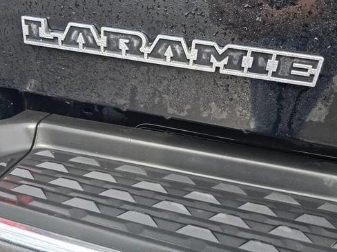 Used 2021 RAM 2500 Laramie AWD/4WD image 5