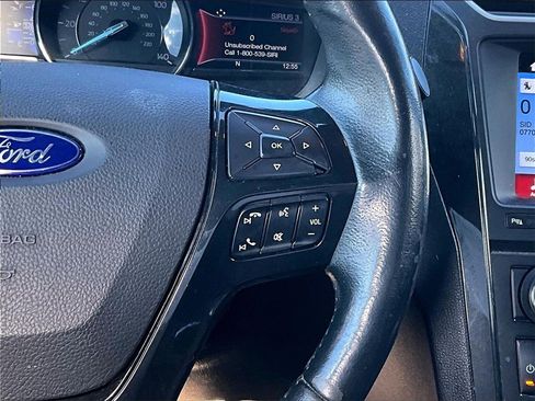 Used 2017 Ford Explorer XLT w/ Equipment Group 202A image 16