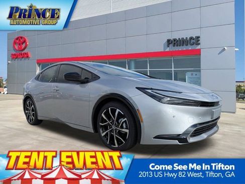 New 2025 Toyota Prius Plug-In Hybrid FWD image 1