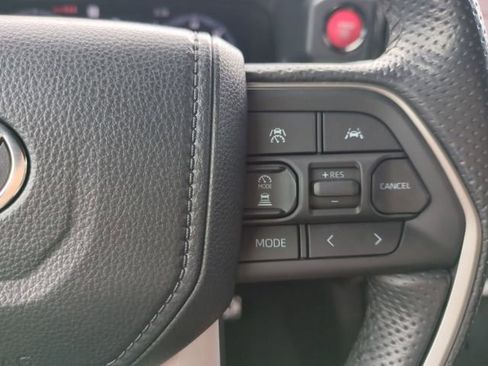 Used 2024 Toyota Tacoma TRD Sport RWD image 29