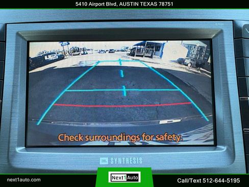 Used 2012 Toyota Avalon Limited image 23