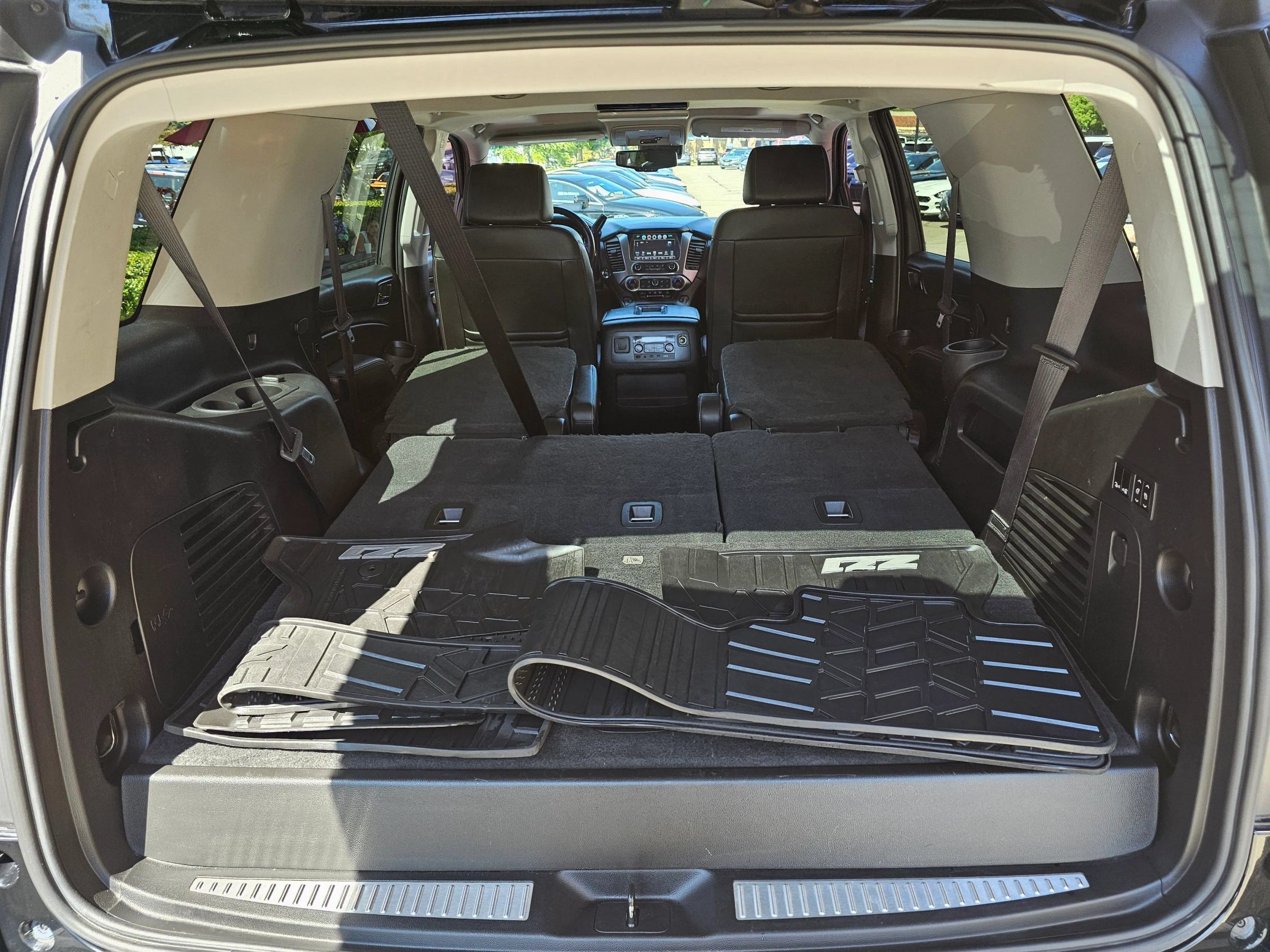 Used 2018 Chevrolet Tahoe LT AWD/4WD image 32