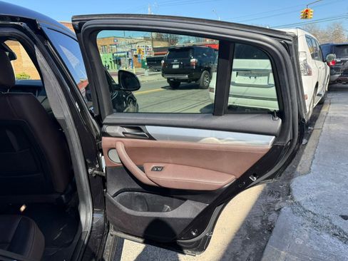 Used 2017 BMW X4 M40i image 24