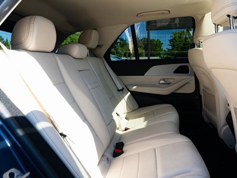 Used 2024 Mercedes-Benz GLE 350 4MATIC image 24