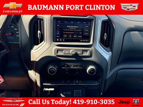 Used 2022 Chevrolet Silverado 2500 Custom w/ Gooseneck/5TH Wheel Package AWD/4WD image 18