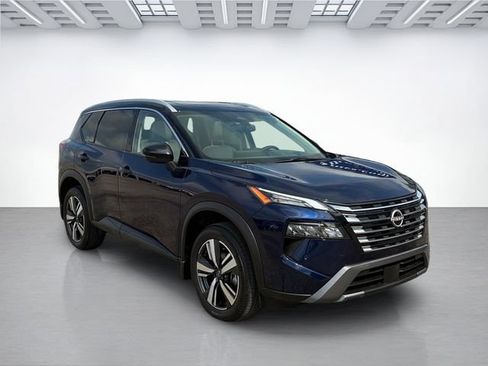Used 2025 Nissan Rogue SL w/ SL Premium Package AWD/4WD image 2