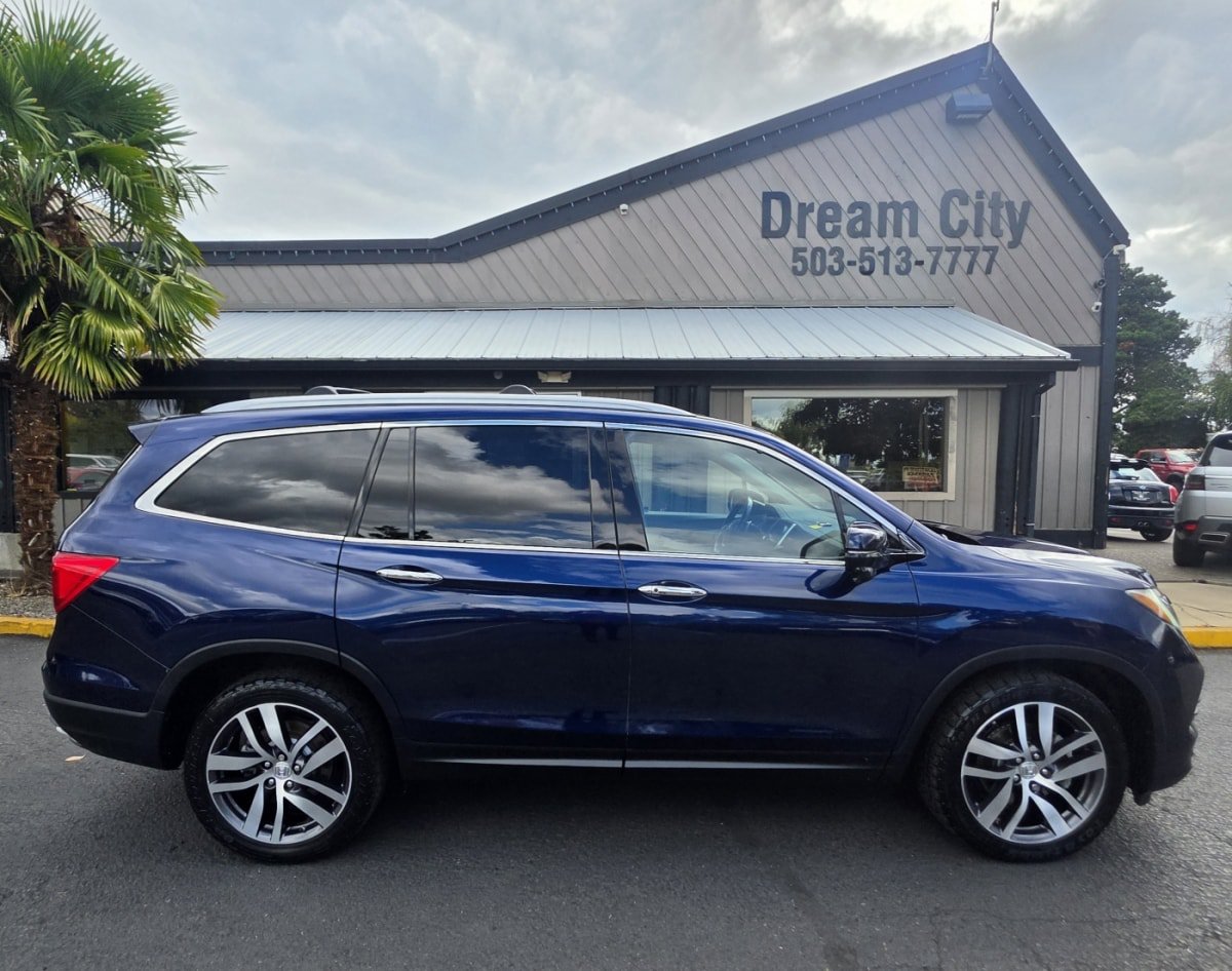 Used 2016 Honda Pilot Touring image 5