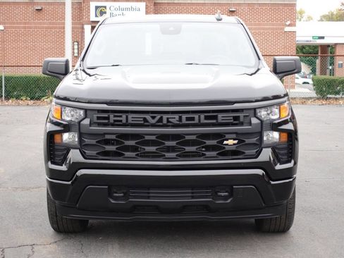 Used 2023 Chevrolet Silverado 1500 Custom image 5