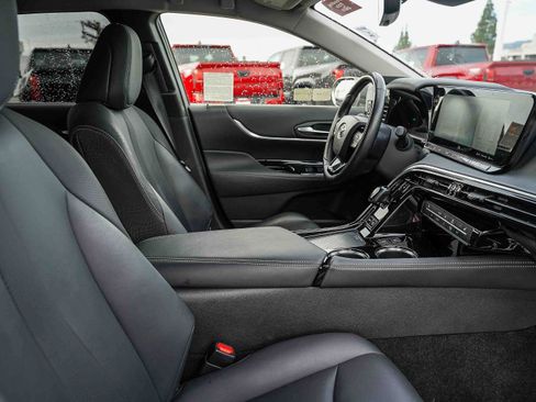 Used 2022 Toyota Mirai XLE image 17