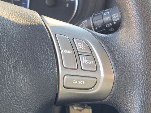 Used 2010 Subaru Forester 2.5X image 25