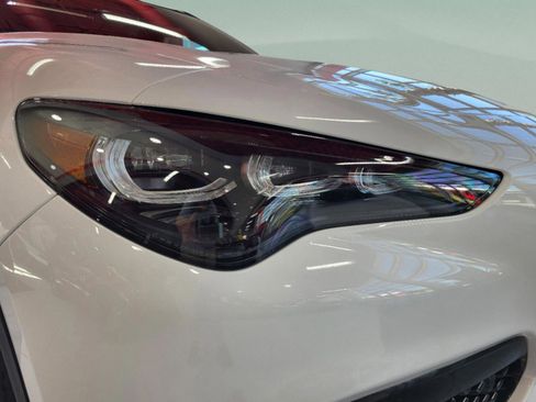 New 2025 Alfa Romeo Stelvio Sprint image 14