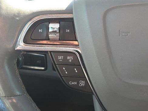Used 2020 Lincoln Navigator Reserve w/ Luxury Package AWD/4WD image 42