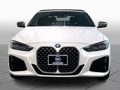 Certified 2024 BMW 440i xDrive Convertible w/ Premium Package image 3