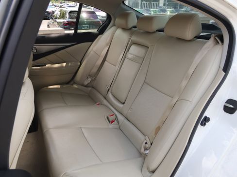 Used 2014 INFINITI Q50 Premium w/ Navigation Package RWD image 33