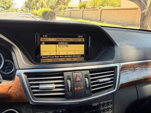 Used 2012 Mercedes-Benz E 350 Sedan image 33