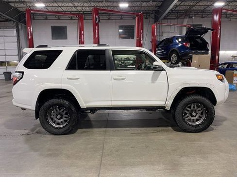 Used 2016 Toyota 4Runner Trail Premium image 8