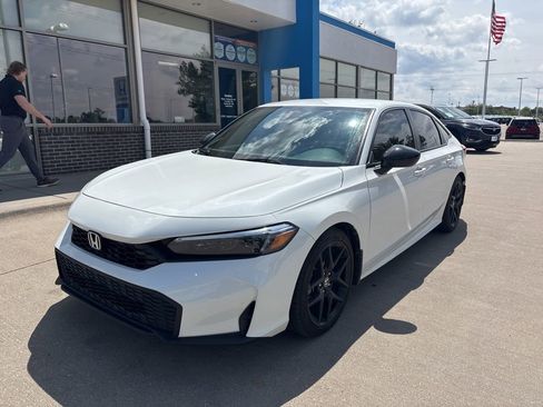 Certified 2025 Honda Civic Sport image 1