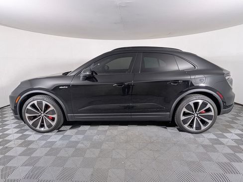 Certified 2025 Porsche Macan 4S Electric AWD/4WD image 2