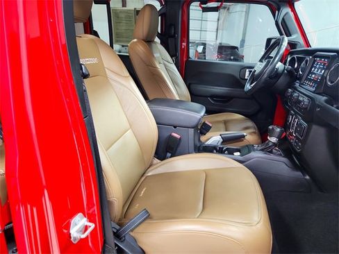 Used 2021 Jeep Gladiator Rubicon image 36