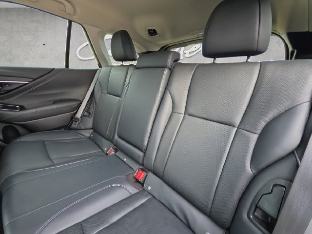 Used 2024 Subaru Outback Touring AWD/4WD image 22