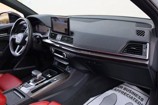 Used 2024 Audi SQ5 Prestige AWD/4WD image 28
