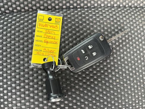 Used 2017 Chevrolet Equinox LT w/ Convenience Package image 31