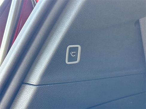 New 2026 Chrysler Pacifica Select image 33